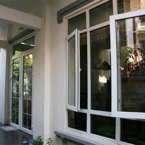 Lap cua nhom he viet phap 440 mang lai dien mao sang trong cho ngoi nha cua ban