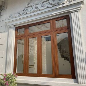Cửa được làm từ chất liệu cao cấp bền đẹp