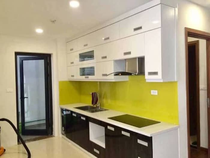 Mẫu kính ốp bếp hợp với mệnh Kim, Thổ