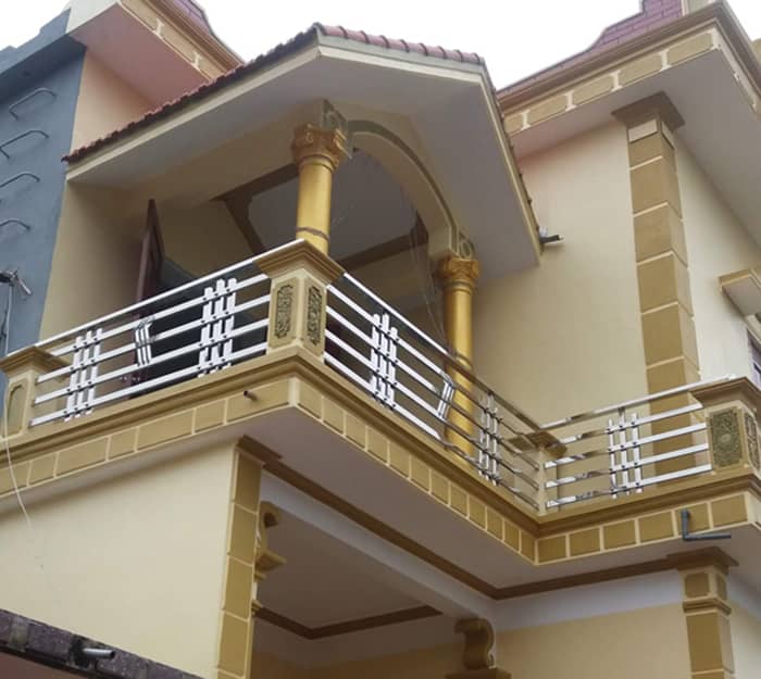 Mẫu lan can ban công đan hộp đơn giản đẹp ấn tượng