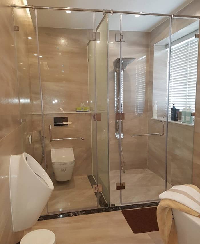 Vách kính ngăn phòng tắm và nhà vệ sinh giá rẻ