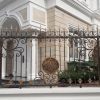 Mẫu hàng rào sắt mỹ thuật sơn giả đồng sang trọng