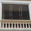 Mẫu khung cửa sổ inox chia thành 3 khoang đẹp