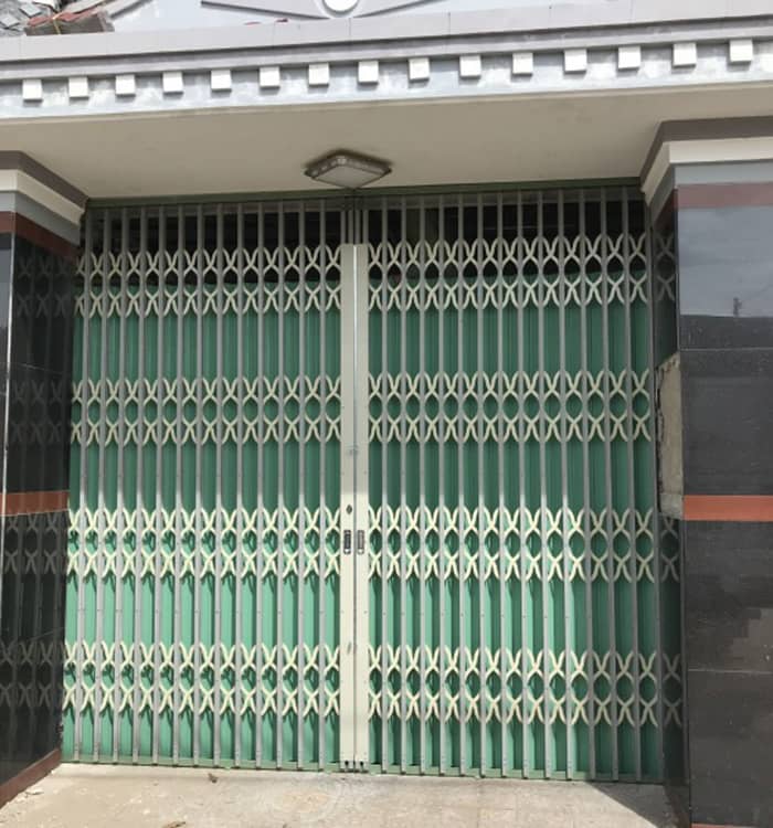 Mẫu cửa xếp sử dụng nhiều hoa văn họa tiết đẹp sắc nét
