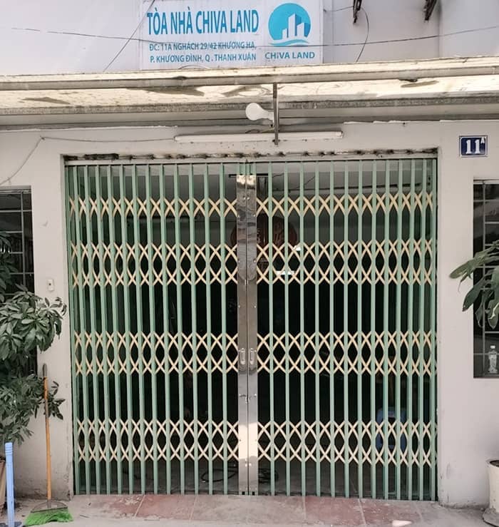 Cửa xếp trượt sắt