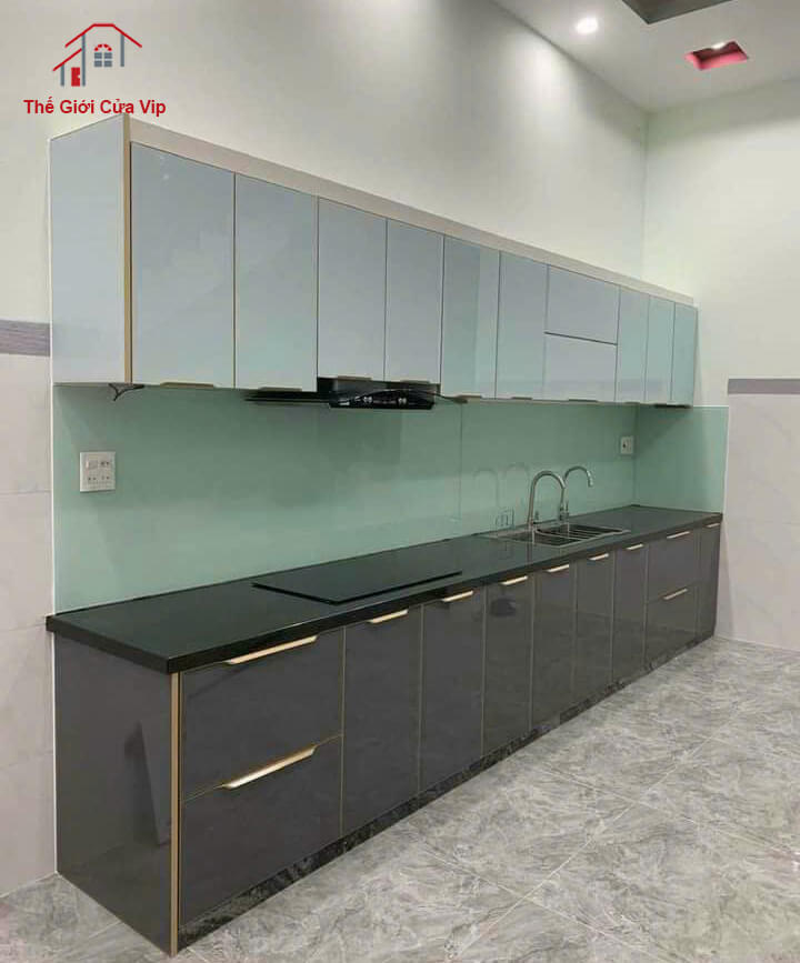Mẫu tủ treo tường nhôm kết hợp với kính sang trọng hiện đại
