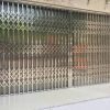 Cửa xếp inox có lá gió