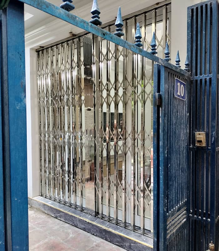 Cửa xếp inox