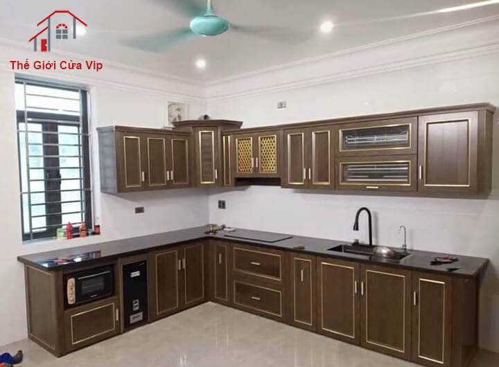 Tủ bếp nhôm omega giá bao nhiêu tại Thế giới cửa vip?