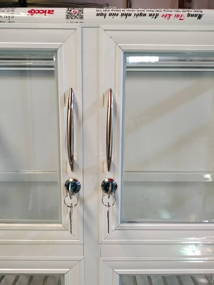 Tay nắm đựng chén nhôm bằng inox bền đẹp