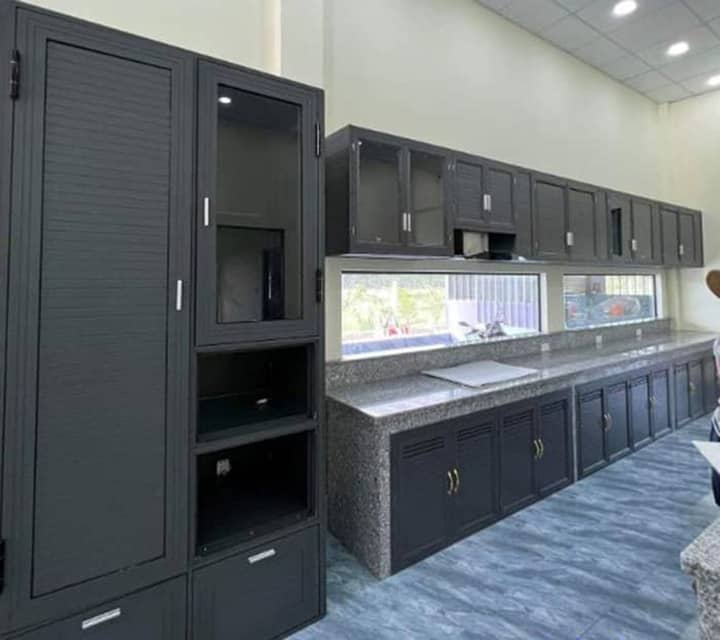 Mẫu tủ bếp nhôm hệ xingfa chữ I đẹp