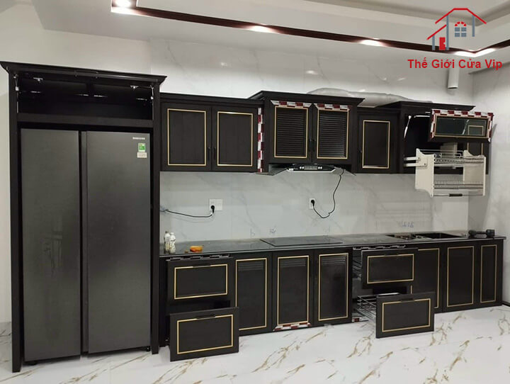Làm tủ bếp nhôm omega bền đẹp nhiều tiện ích